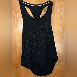 Women’s Nike Black Razor Blade Tank Top With Twist Back